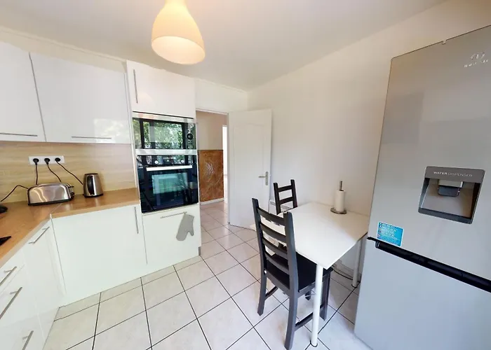 F4 Refait Proche Universite Apartment *